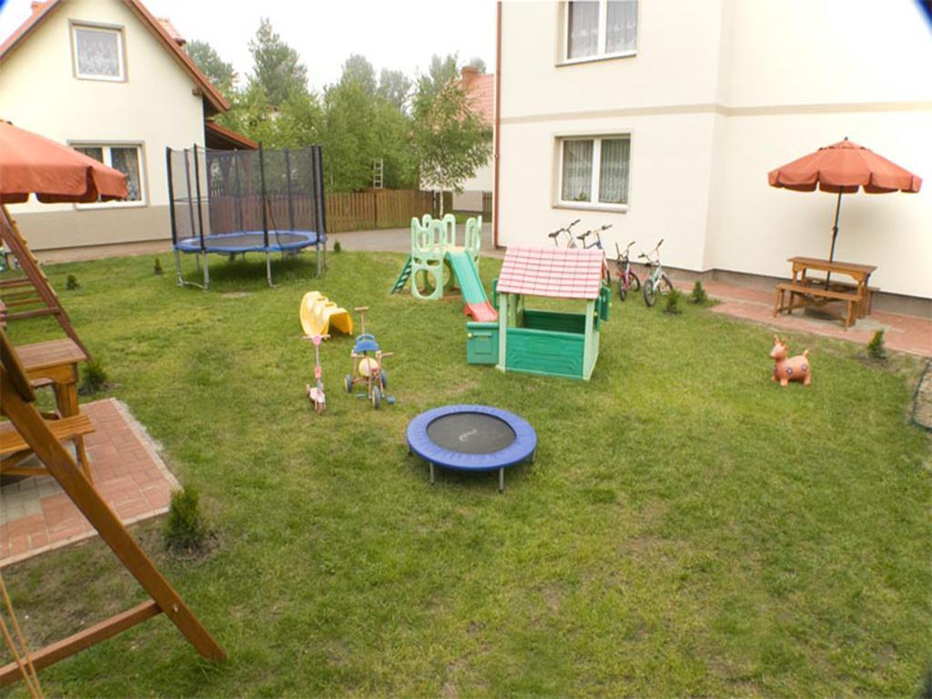 Domki I Pokoje -Blisko Morza - U Beaty - Chlapowo, Wladyslawowo Exterior photo